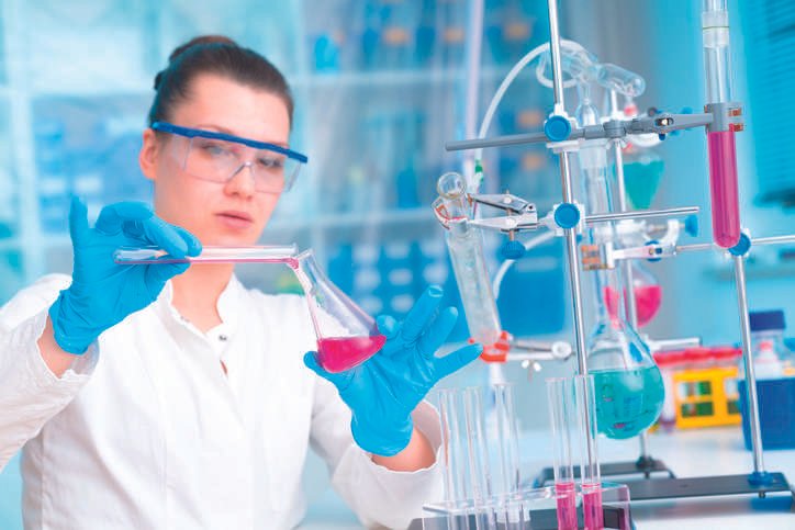 El contrato doctoral en Francia : posibilidades de colaboración entre la universidad, la empresa y l@s investigadores